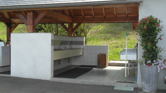 Camping les Chataigniers-argelès gazost - sanitaires7-min